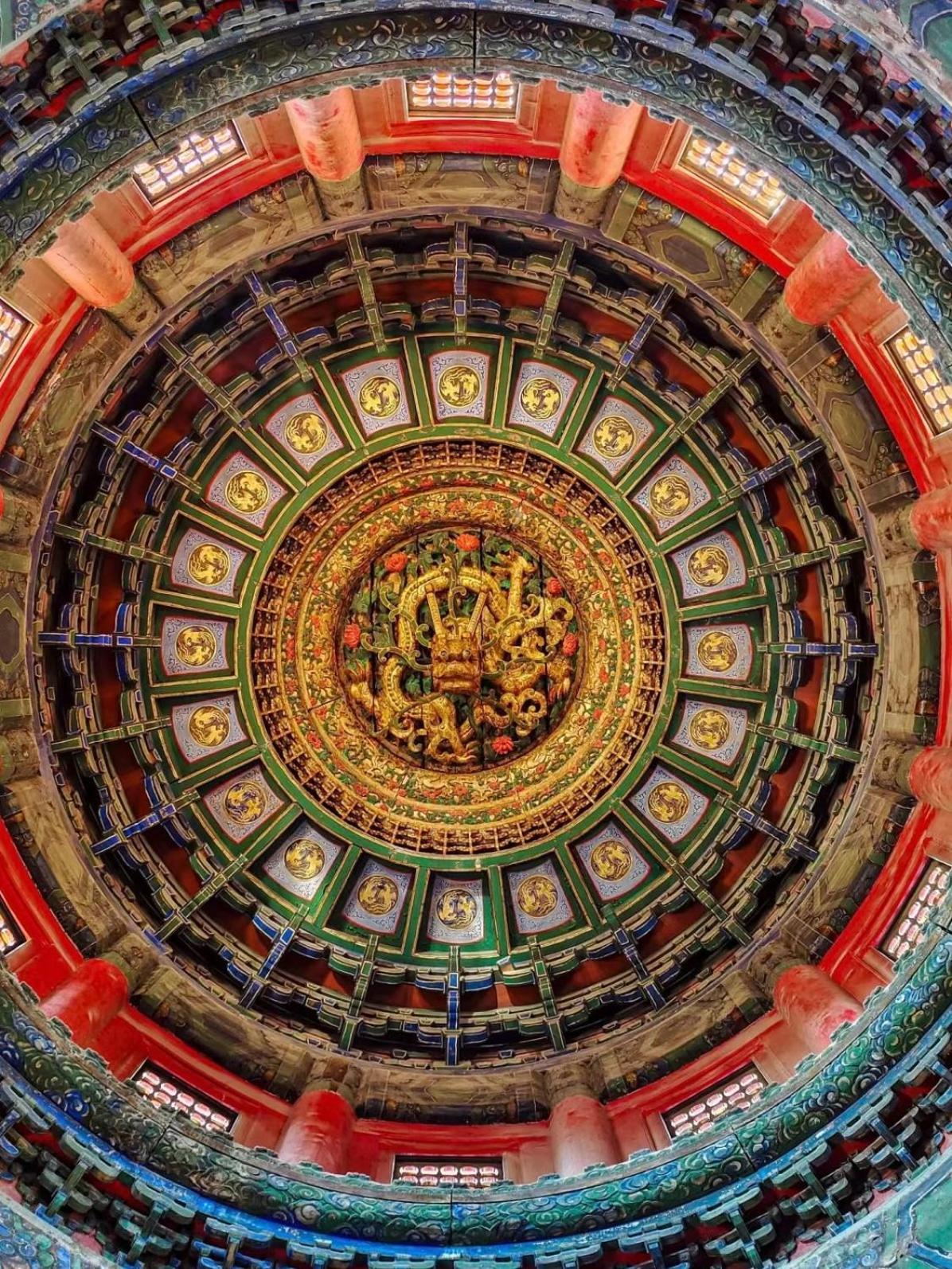 Happy Dragon Courtyard- Newly Renovated With French Windows, Near Tian'Anmen Forbidden City,Lama Temple And Heaven Temple, 3Minutes Walk From Subway,Fluent English Speaking With Tourist Sights Tickets Service ,Free Coffee &Laundry Service Beijing Exterior photo